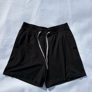 Black Men's  Lululemon athletic shorts size L